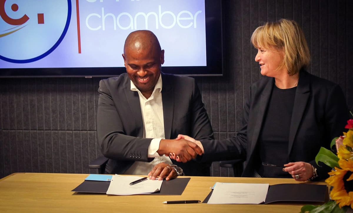 SEACOM-signs-MoU-with-ICT-SMME-Chamber